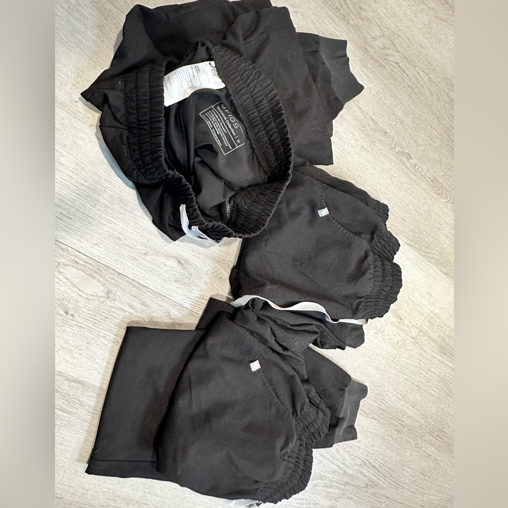 Figs scrubs jogger set lot medium black